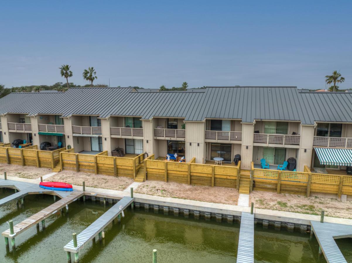 Fisherman Friend! - Coastal Condo - Views Await! Rockport Exterior photo