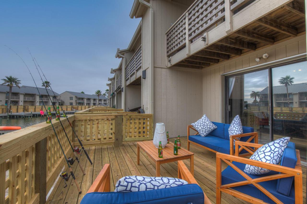 Fisherman Friend! - Coastal Condo - Views Await! Rockport Exterior photo