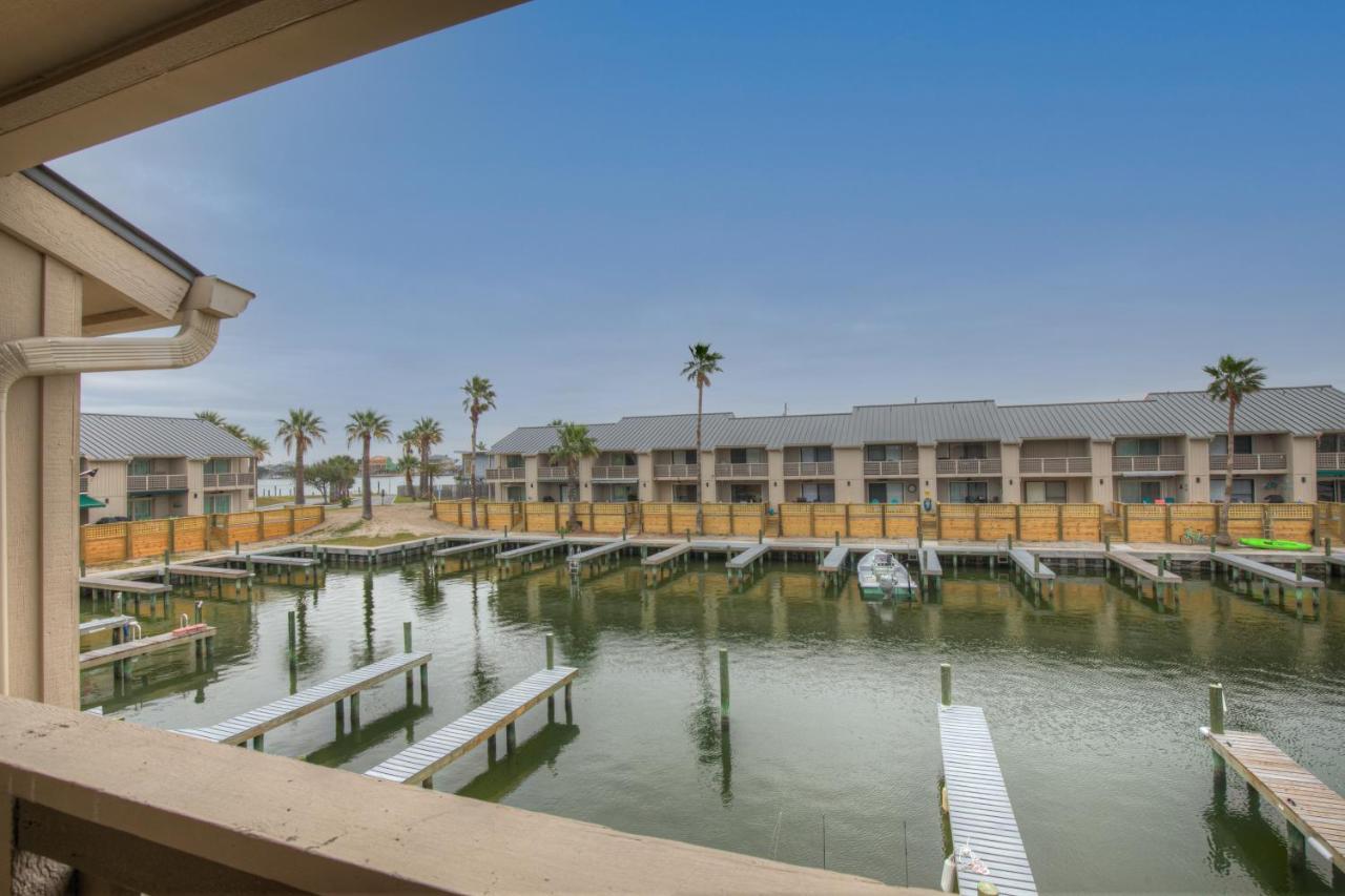 Fisherman Friend! - Coastal Condo - Views Await! Rockport Exterior photo